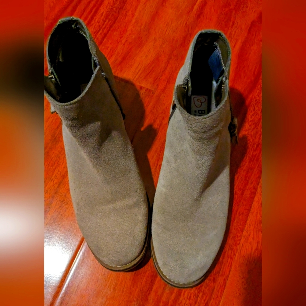 Blondo waterproof suede booties